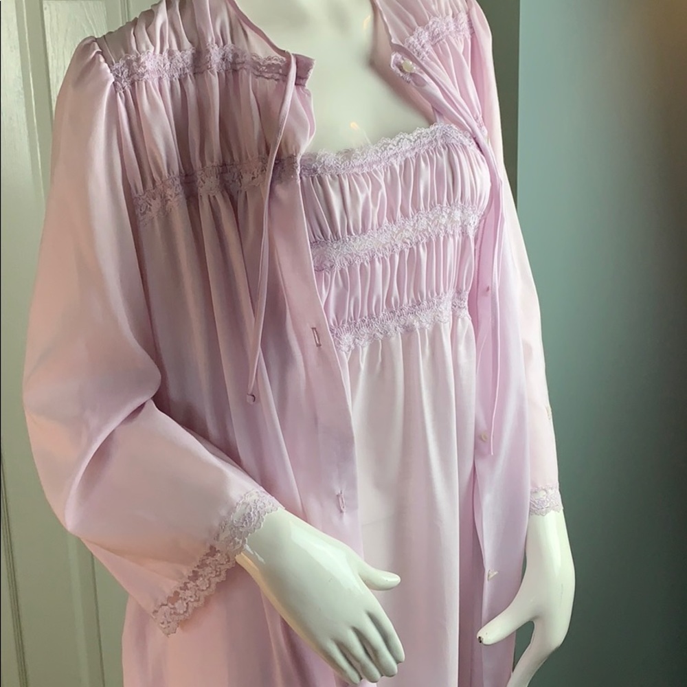 Vintage DESIGNER Diane von furstenberg nightgown & Robe!